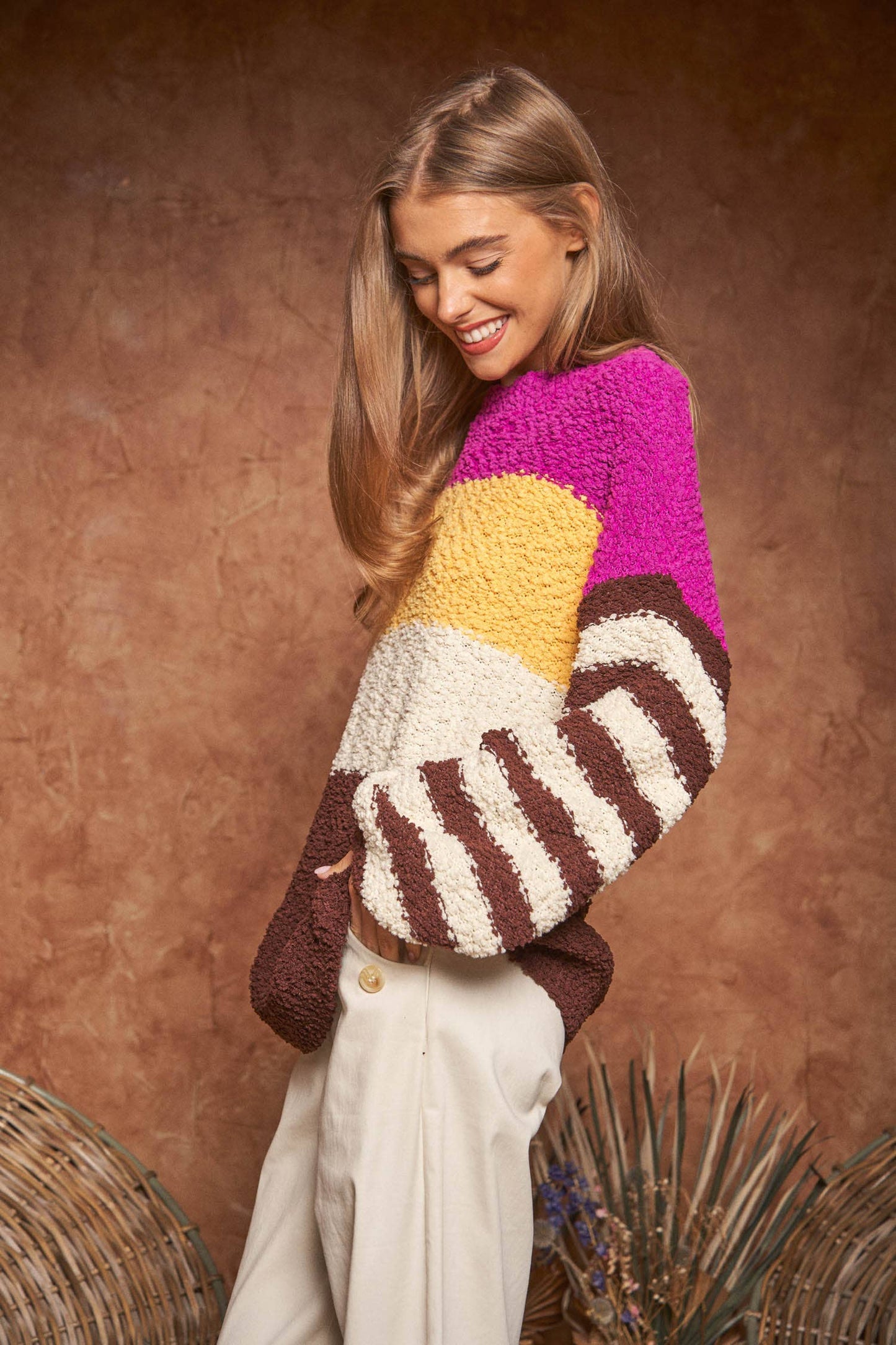 COLOR BLOCK LONG SLEEVE SWEATER
