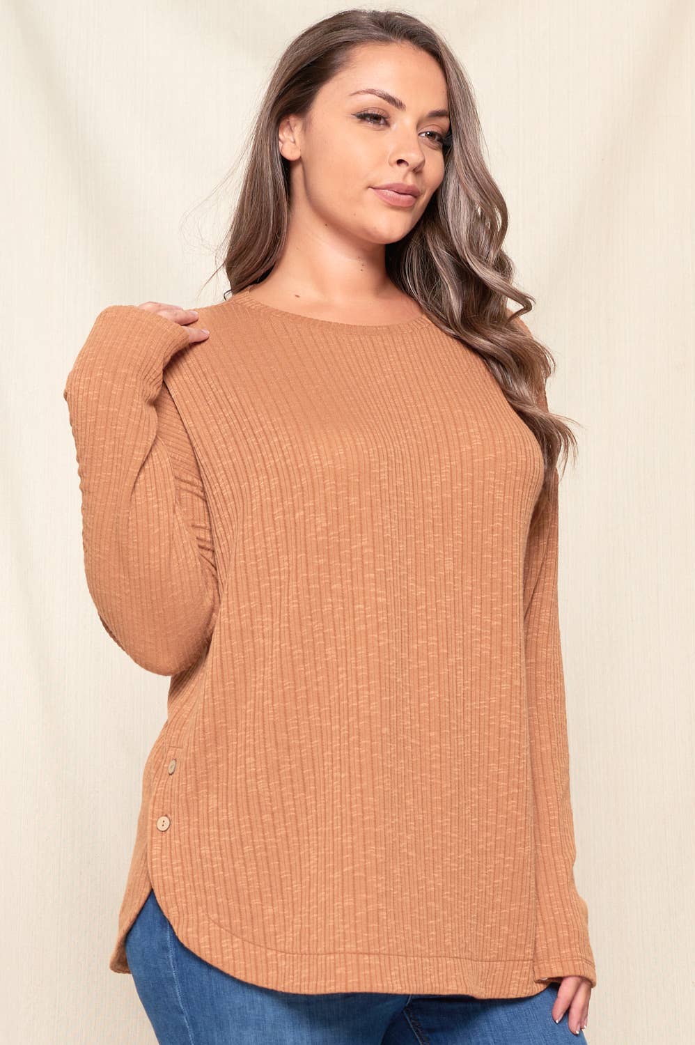 ROUND HEM WIDE KNIT TOP