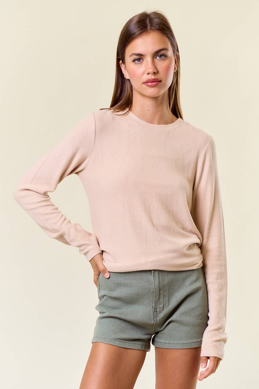 ROUND NECK SOFT KNIT TOP