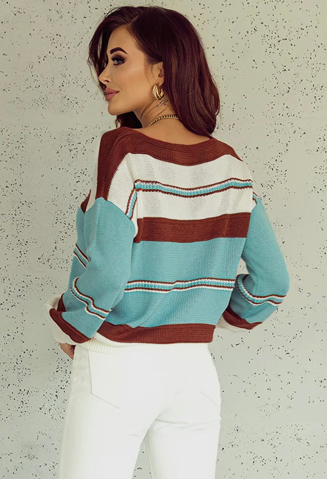 STRIPED KNIT V NECK SWEATER