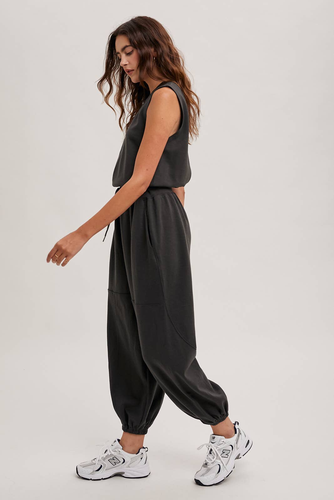 DRAWSTRING WAIST SLEEVELESS KNIT ACIVE JUMPSUIT