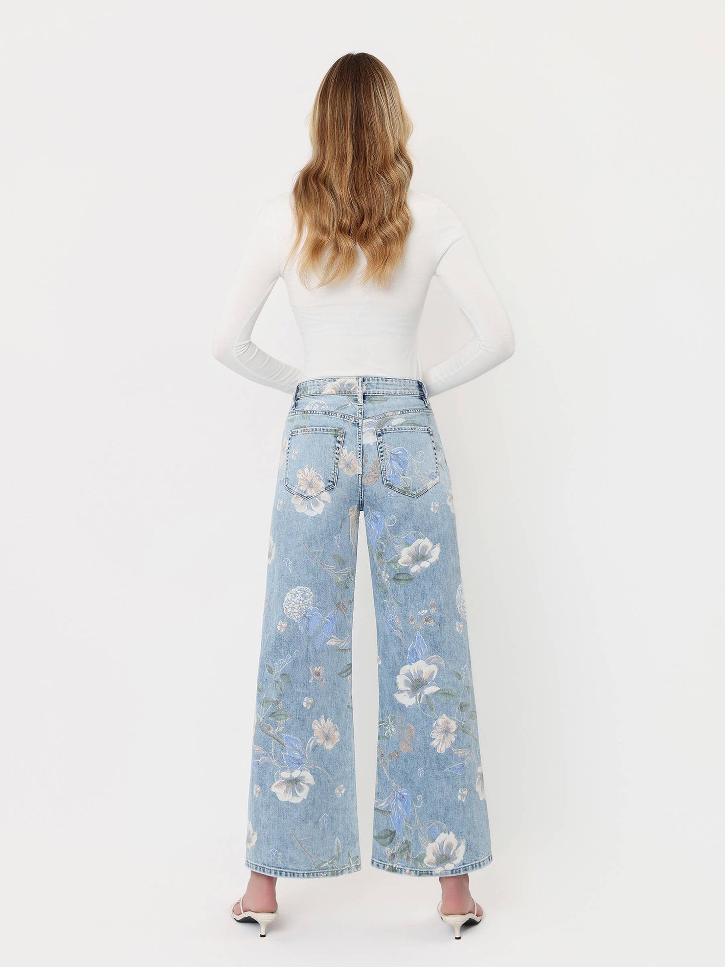 SUPER HIGH RISE FLORAL EXTREME VINTAGE FLARE JEANS T7443FRL