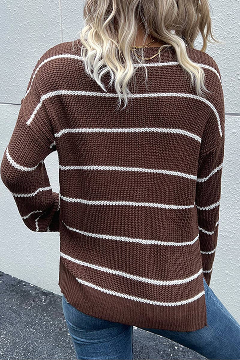 LOOSE FIT KNITTED SWEATER