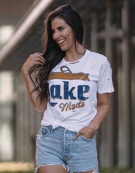 Lake Mode distressed  vintage T shirt