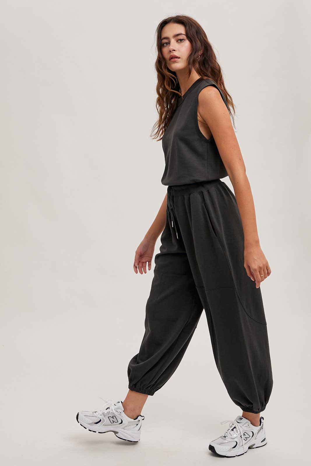 DRAWSTRING WAIST SLEEVELESS KNIT ACIVE JUMPSUIT