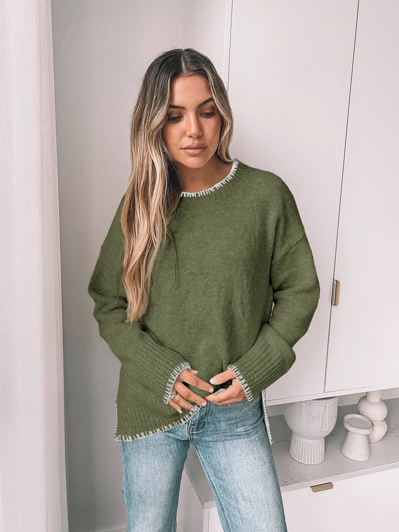 Versatile Split-end Pullover Sweater