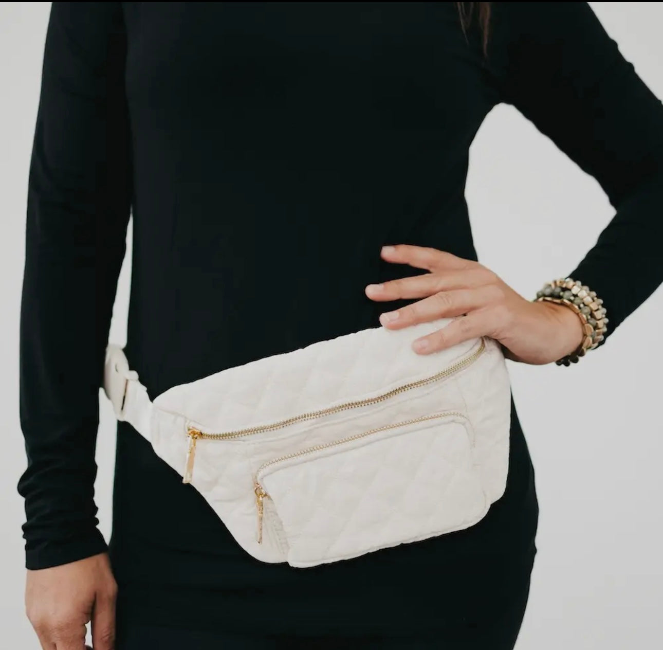 STEVIE SLING BAG