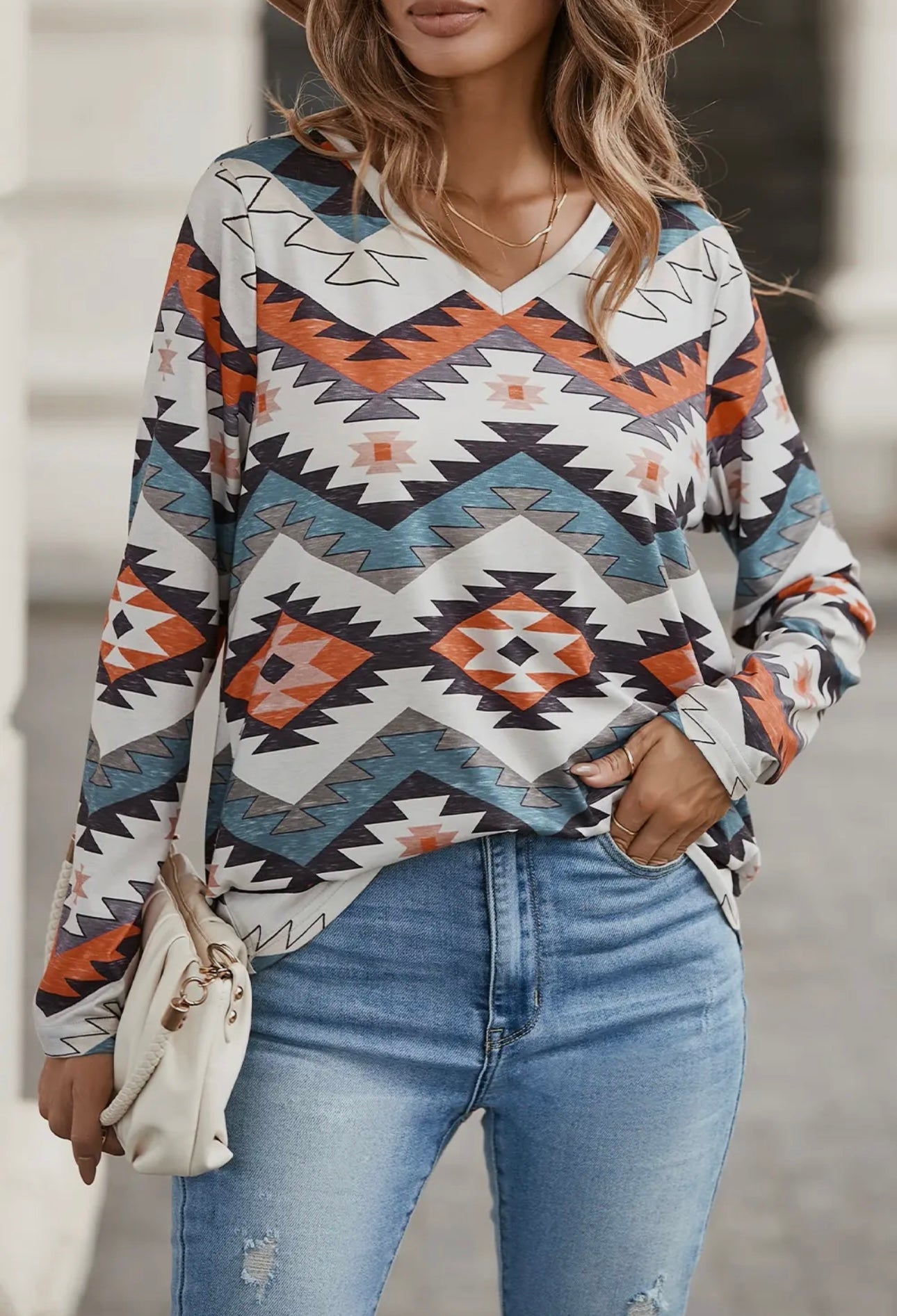 AZTEC LONG SLEEVE KNIT TOP