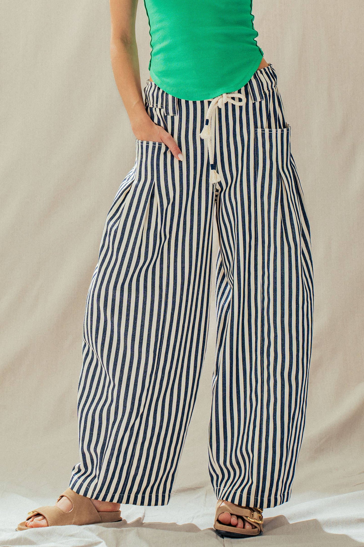 Rope Drawstring Balloon Pants Pleated Front