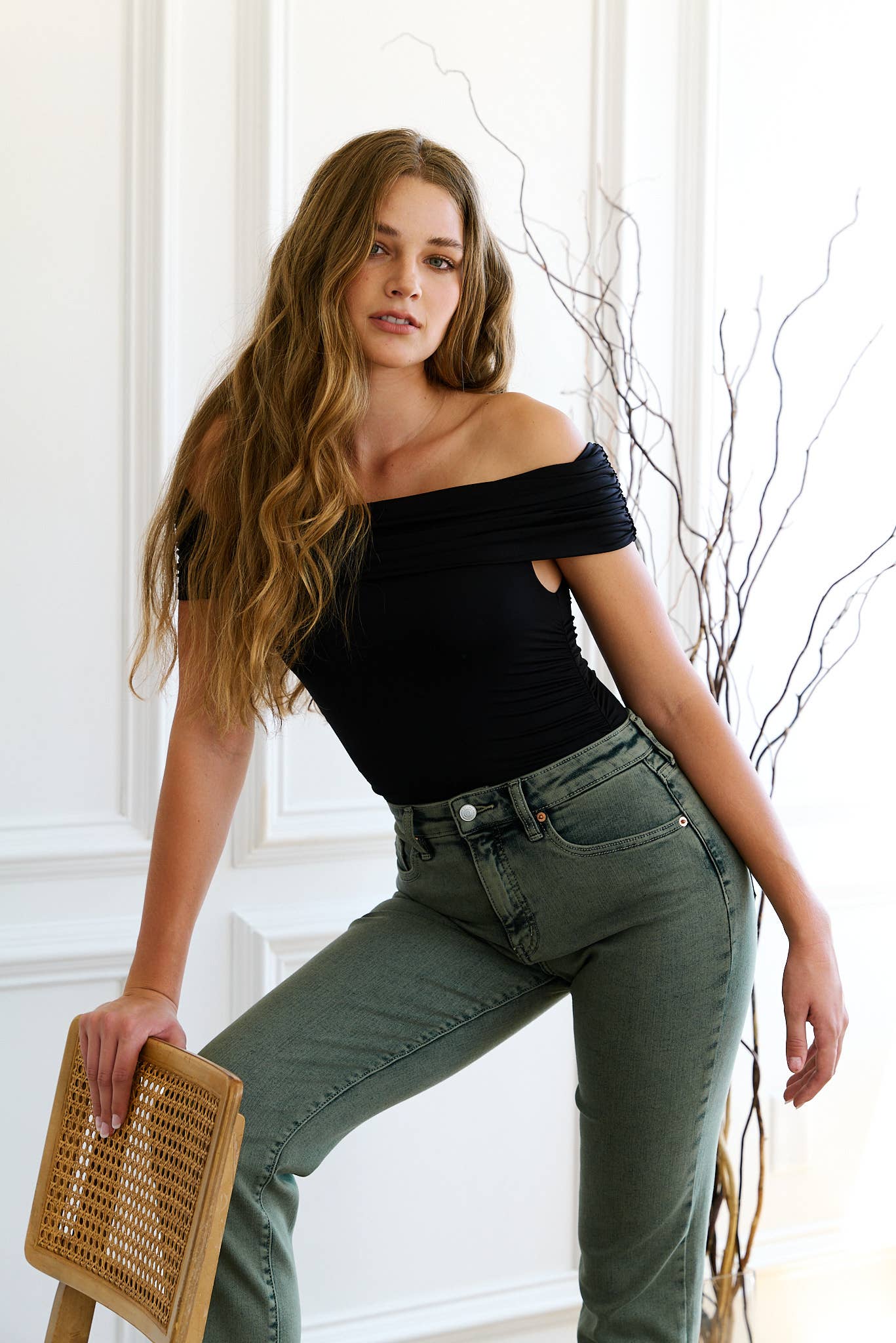 ARTEMIS VINTAGE TUMMY CONTROL HIGH RISE SLIM STRAIGHT JEANS
