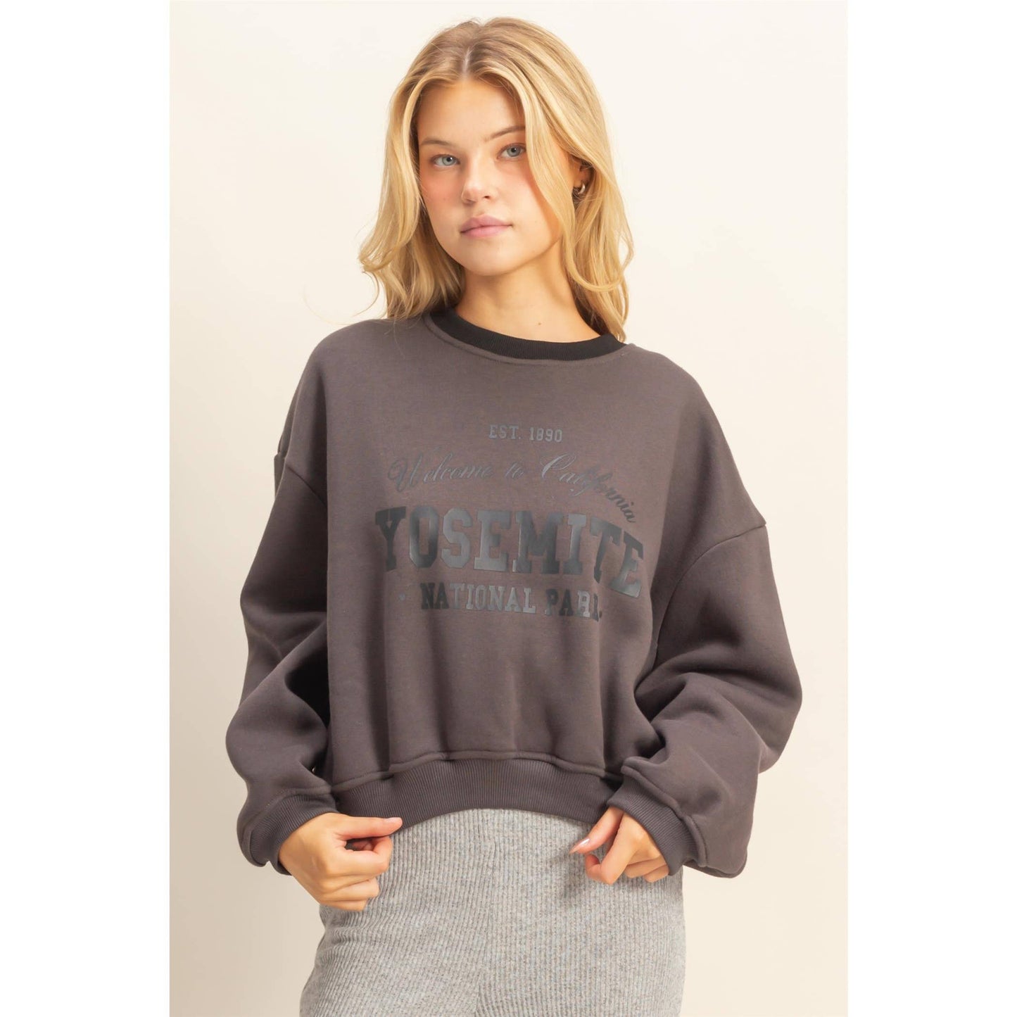 Vintage-Inspired Yosemite Crewneck Top