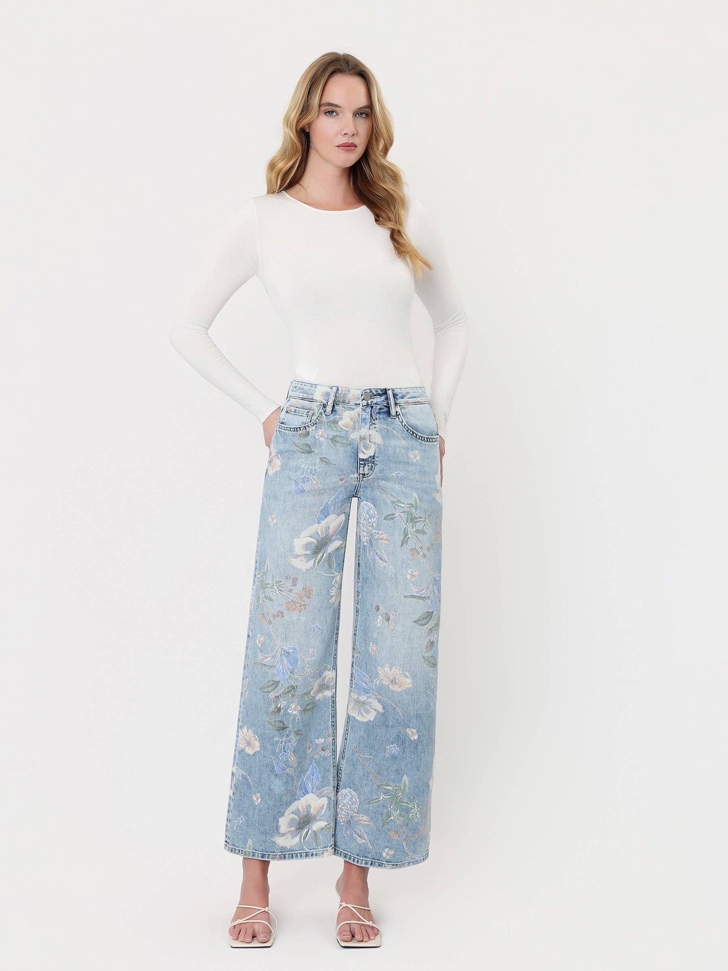 SUPER HIGH RISE FLORAL EXTREME VINTAGE FLARE JEANS T7443FRL