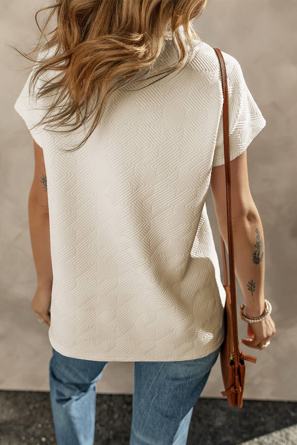 Textured V Neck Collared Short Sleeve Top