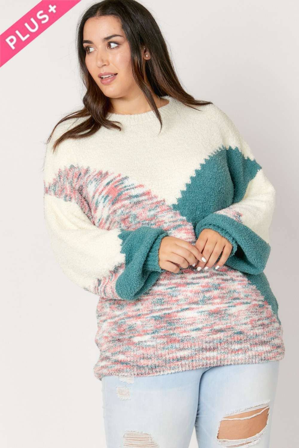 PLUS SIZE ROUND NECK SWEATER