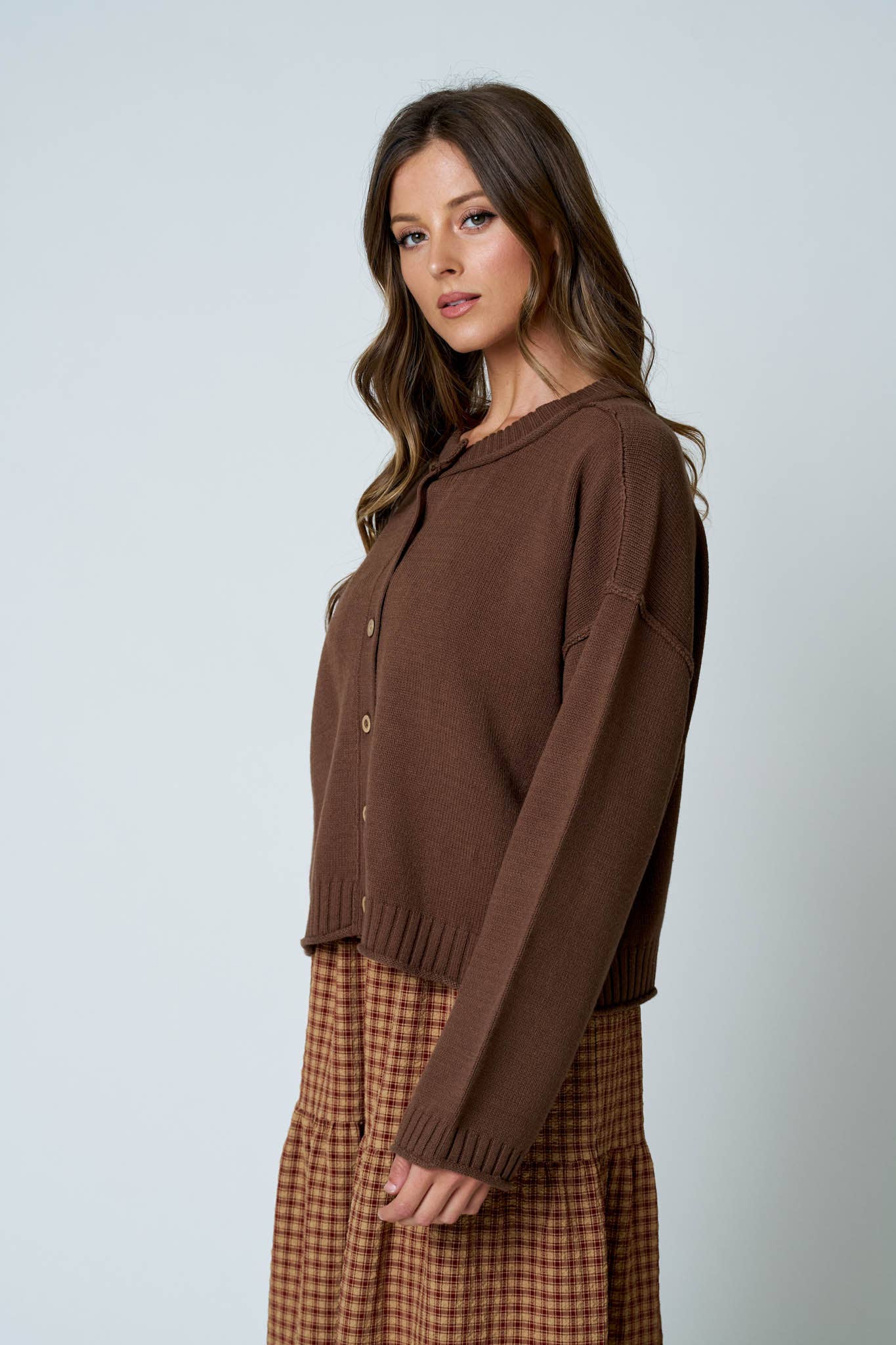 RAW EDGE EXPOSED SEAM BUTTON DOWN KNIT CARDIGAN